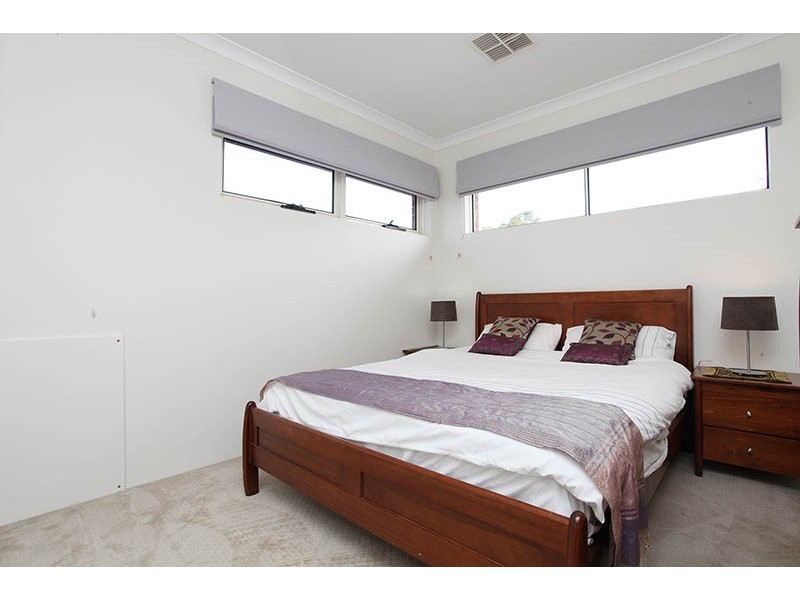 43 Gwenyfred Road, Kensington WA 6151