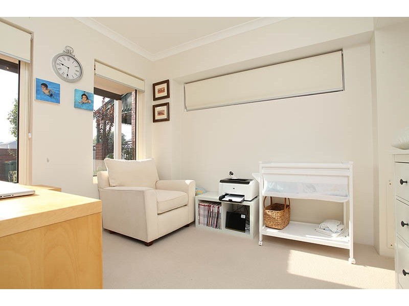 43 Gwenyfred Road, Kensington WA 6151