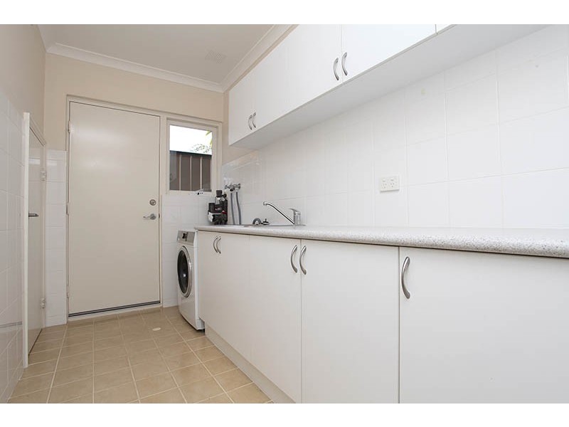 43 Gwenyfred Road, Kensington WA 6151