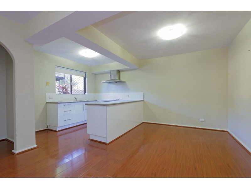 3/8 Gwenyfred Road, Kensington WA 6151