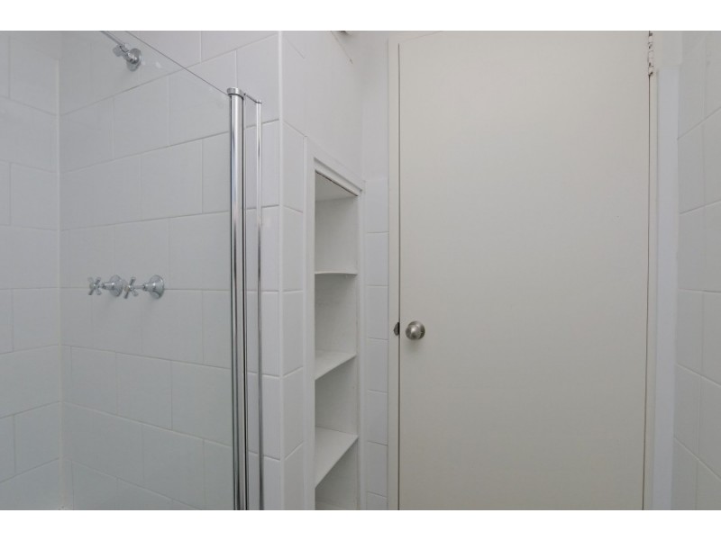 3/8 Gwenyfred Road, Kensington WA 6151