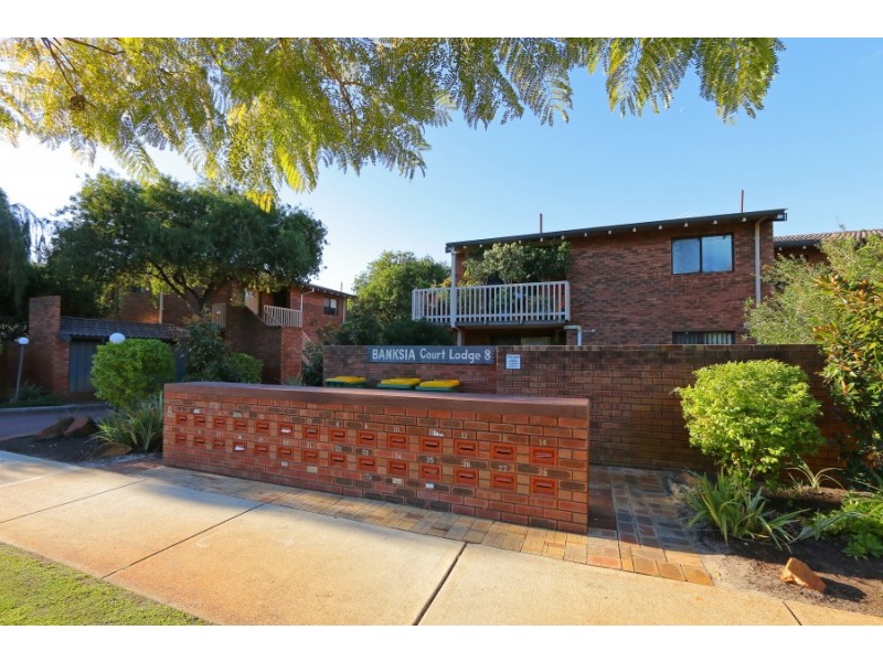 3/8 Gwenyfred Road, Kensington WA 6151