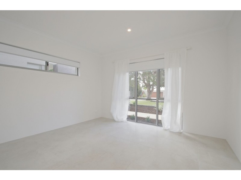 29B Bickley Crescent, Manning WA 6152