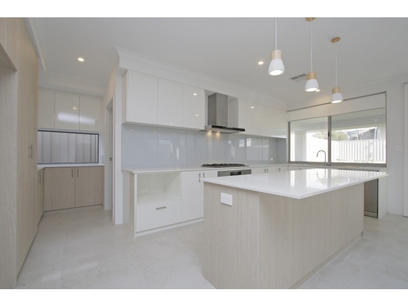 29B Bickley Crescent, Manning WA 6152