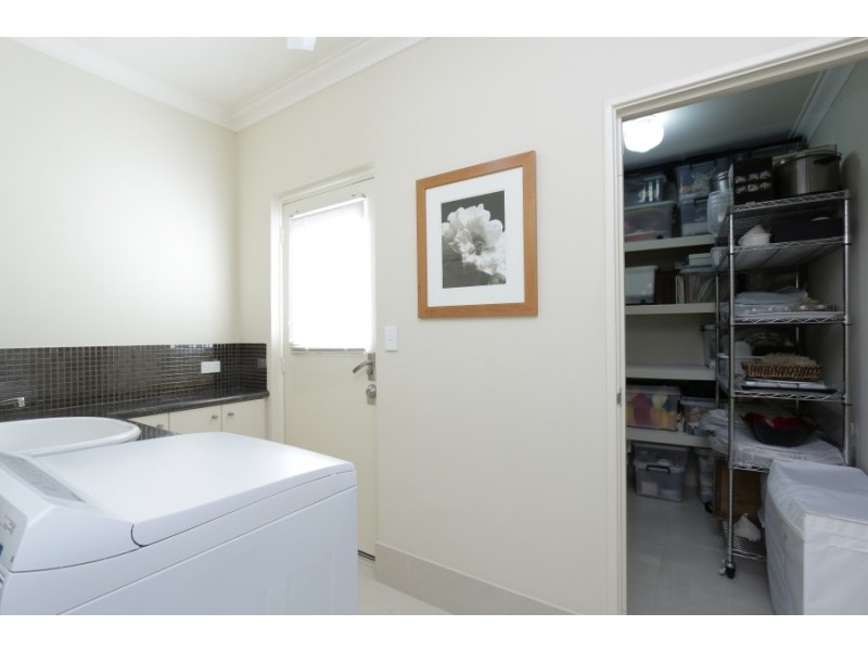 89 McDonald Street, Como WA 6152