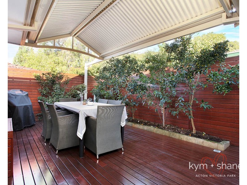 2/17 Eleanor Street, Como WA 6152