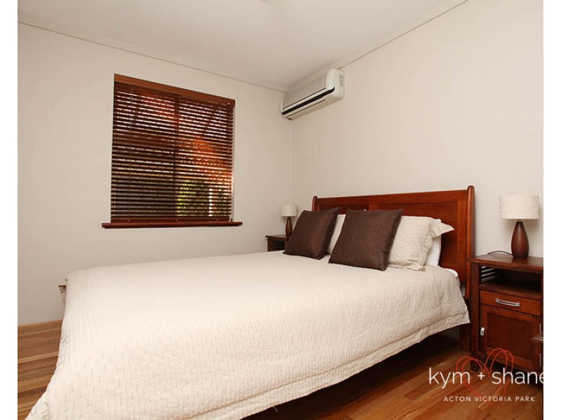 2/17 Eleanor Street, Como WA 6152