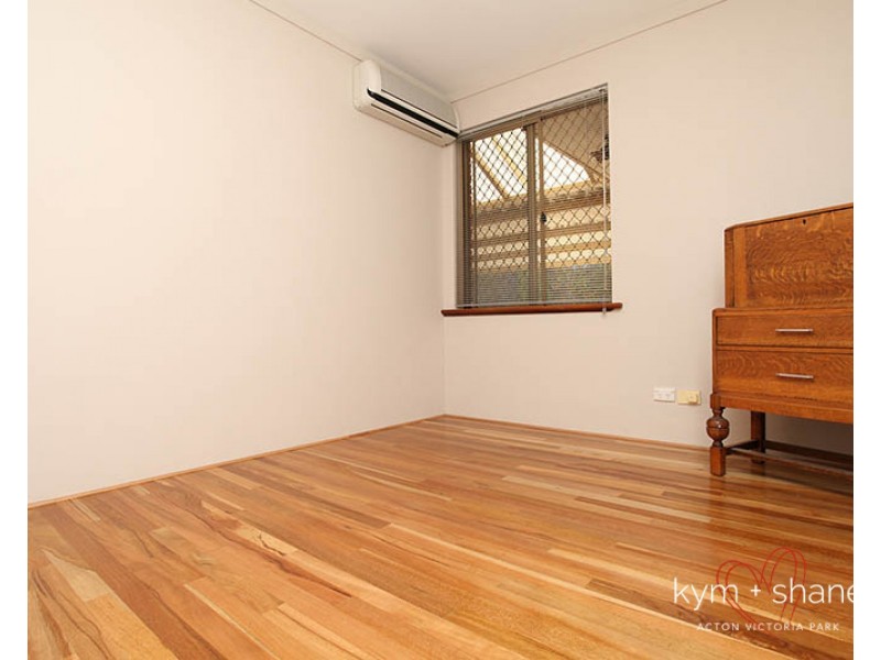 2/17 Eleanor Street, Como WA 6152
