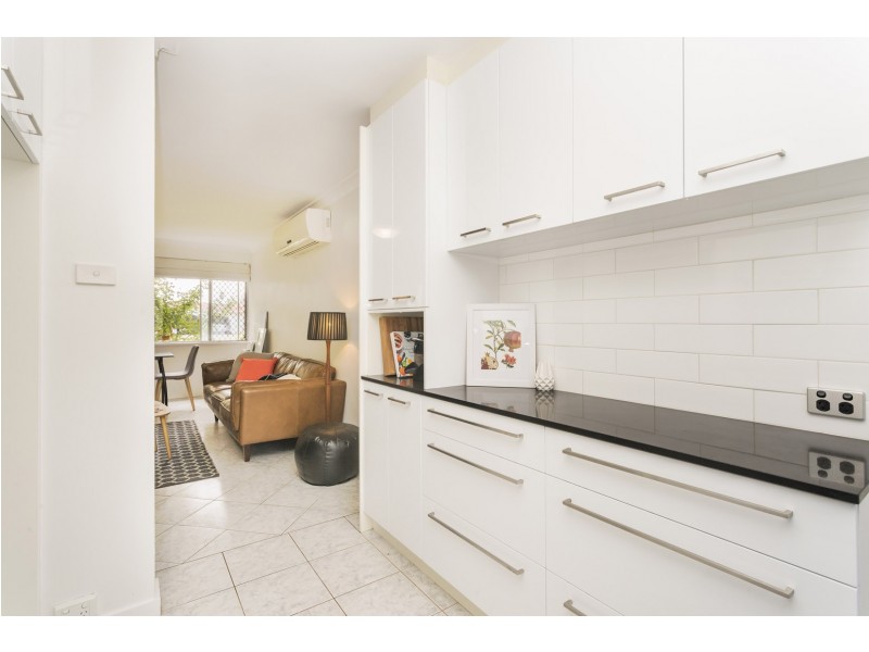 2/76 Virgil Avenue, Yokine WA 6060