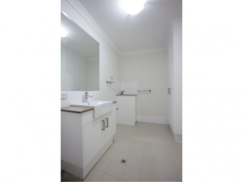 2/13 Wilson Street, Bassendean WA 6054