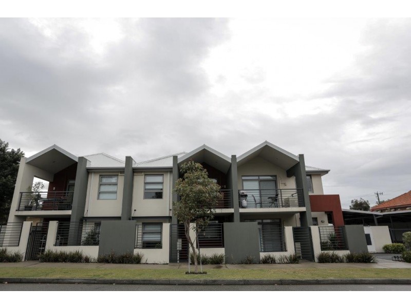 2/13 Wilson Street, Bassendean WA 6054