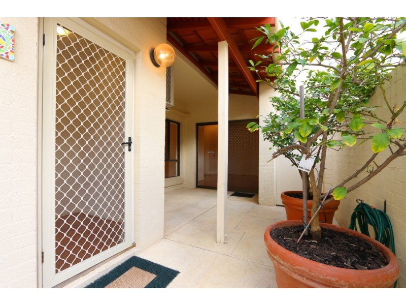 20/15 Swan Street, South Perth WA 6151