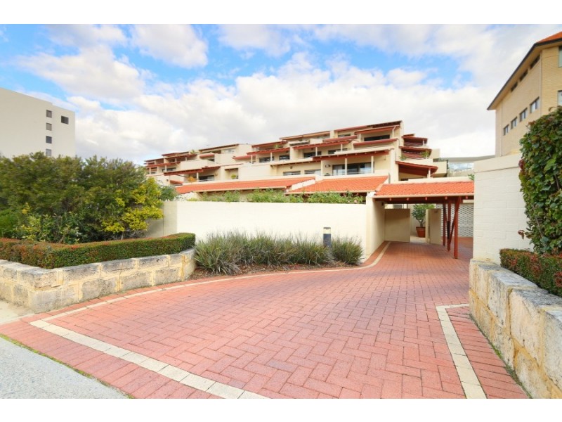 20/15 Swan Street, South Perth WA 6151