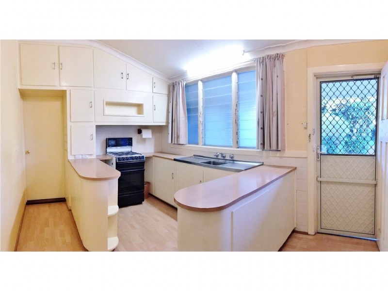 36 Temple Street, Victoria Park WA 6100