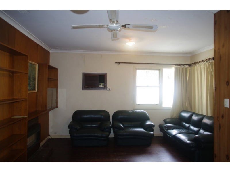 190 Manning Road, Wilson WA 6107