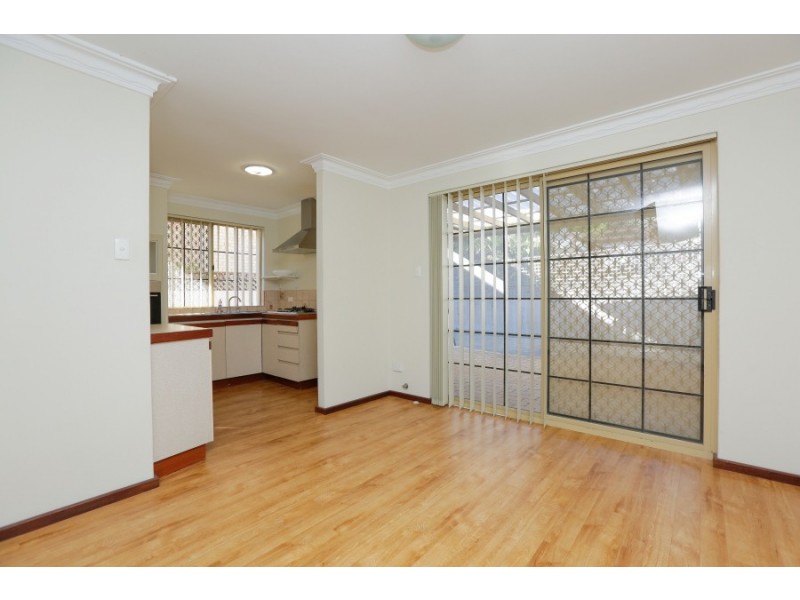 2/102 Mary Street, Como WA 6152