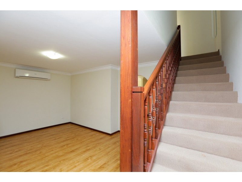 2/102 Mary Street, Como WA 6152