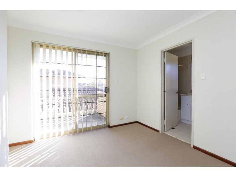 2/102 Mary Street, Como WA 6152