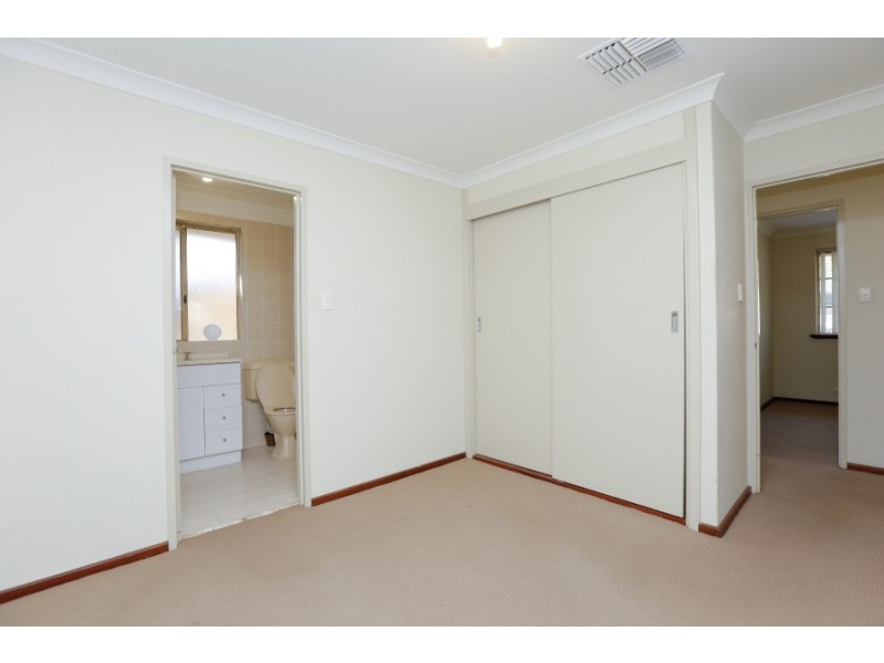 2/102 Mary Street, Como WA 6152