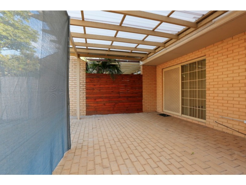 2/102 Mary Street, Como WA 6152