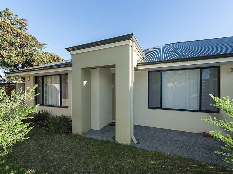 65A Jupiter Street, Carlisle WA 6101