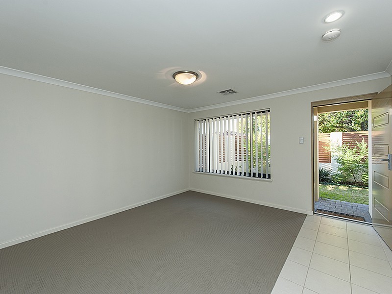 65A Jupiter Street, Carlisle WA 6101