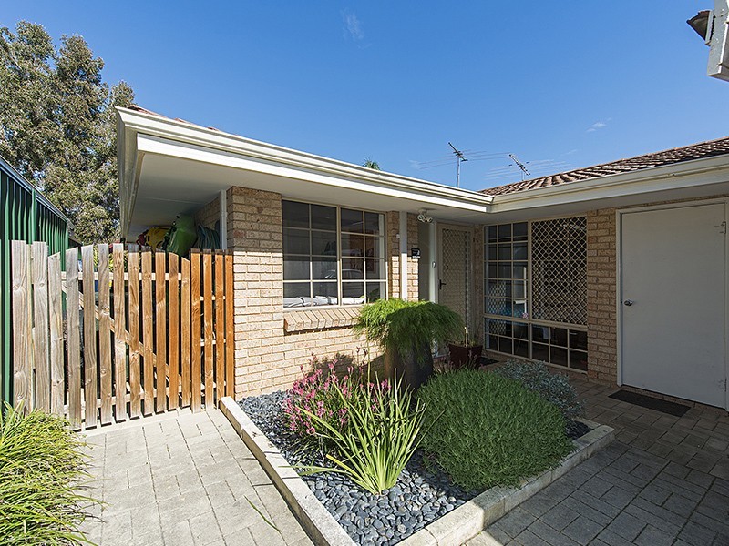 2/58 Carnarvon Street, East Victoria Park WA 6101