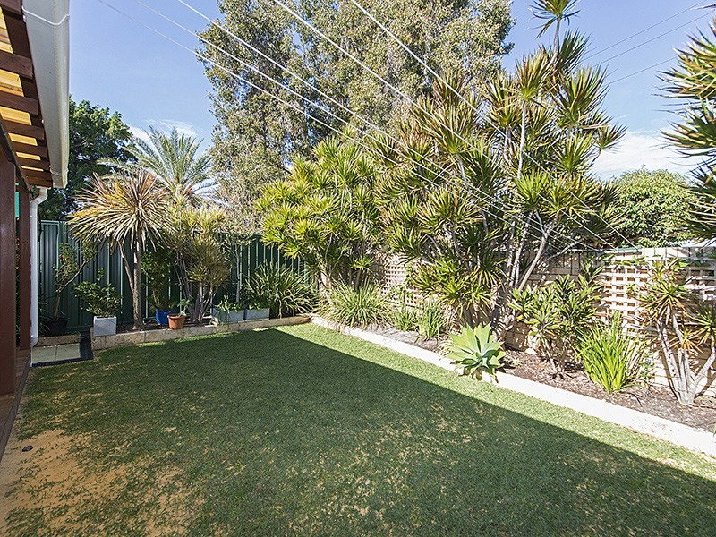 2/58 Carnarvon Street, East Victoria Park WA 6101