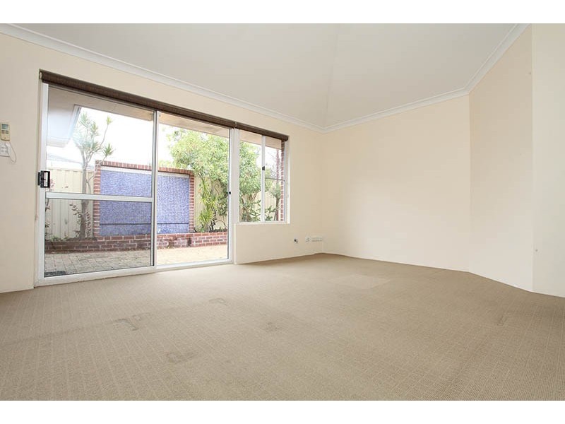 15 Galaxy Way, Carlisle WA 6101