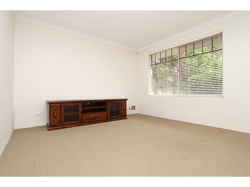 15 Galaxy Way, Carlisle WA 6101