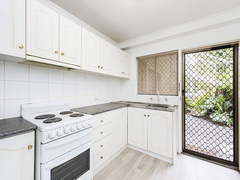 1/322 Canning Highway, Como WA 6152