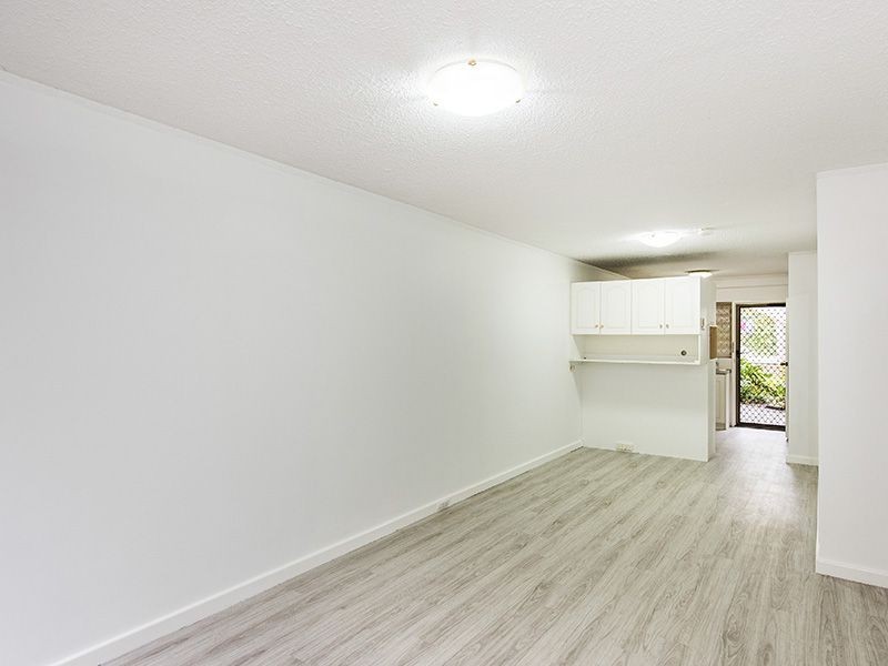 1/322 Canning Highway, Como WA 6152