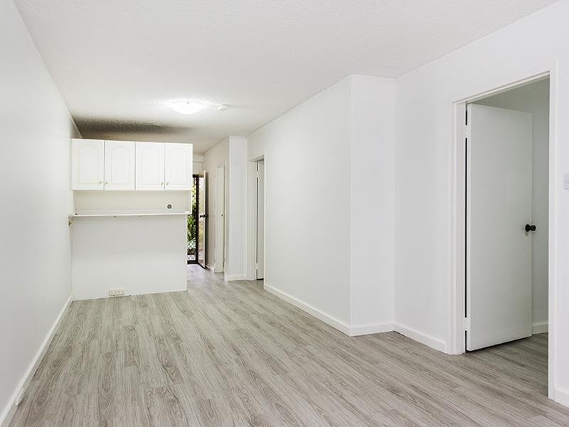 1/322 Canning Highway, Como WA 6152