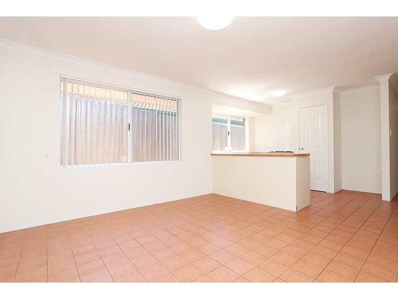 19 Petrel Close, Wilson WA 6107