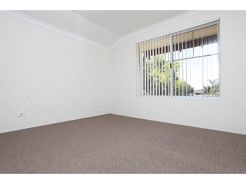 19 Petrel Close, Wilson WA 6107