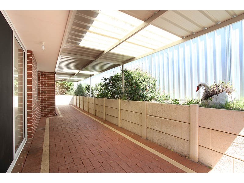 19 Petrel Close, Wilson WA 6107