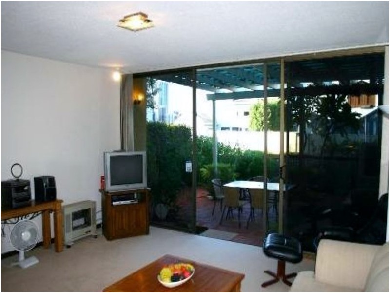 8/12 Mill Point Road, South Perth WA 6151
