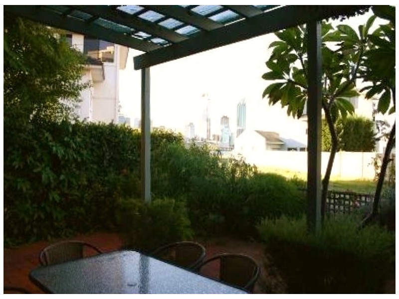 8/12 Mill Point Road, South Perth WA 6151