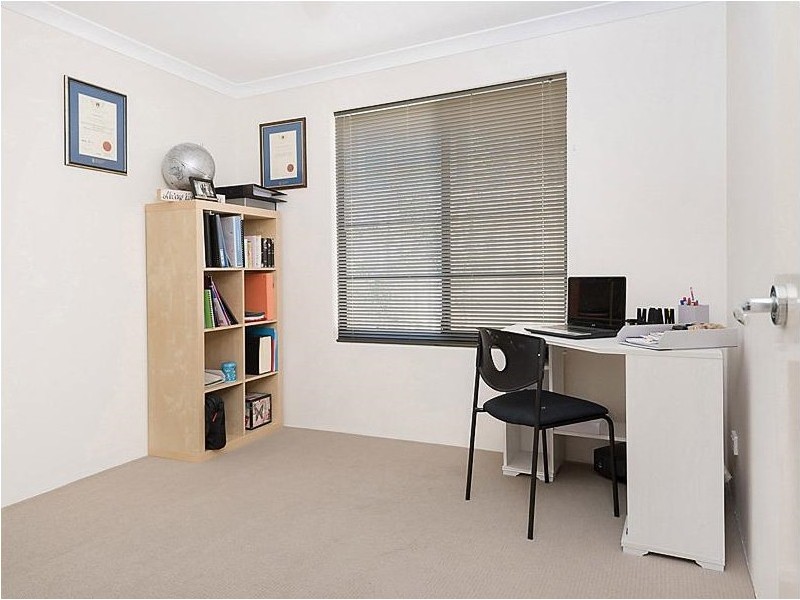 17A Taree Street, St James WA 6102