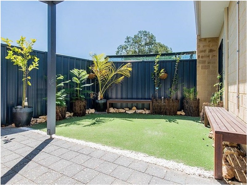 17A Taree Street, St James WA 6102