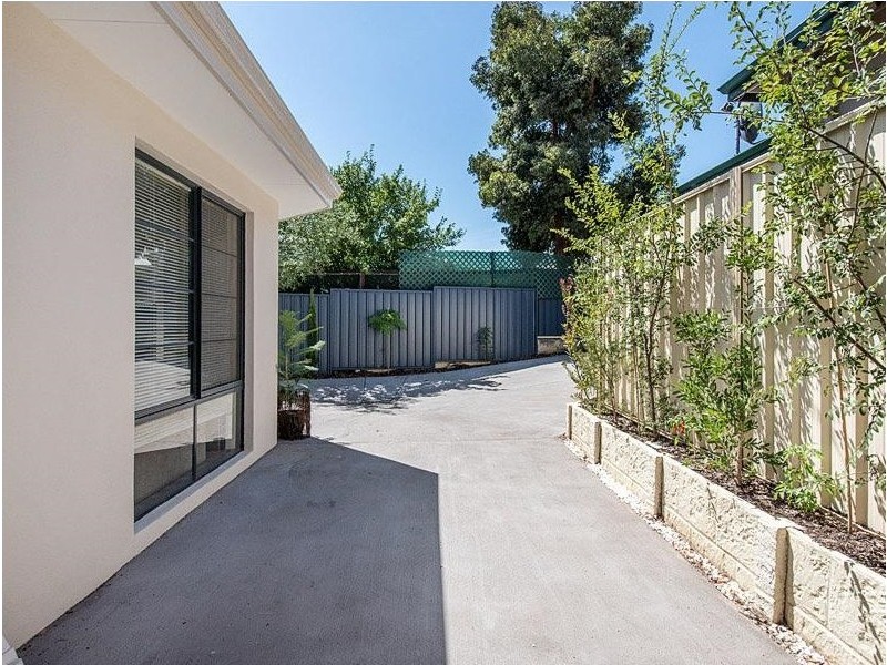 17A Taree Street, St James WA 6102