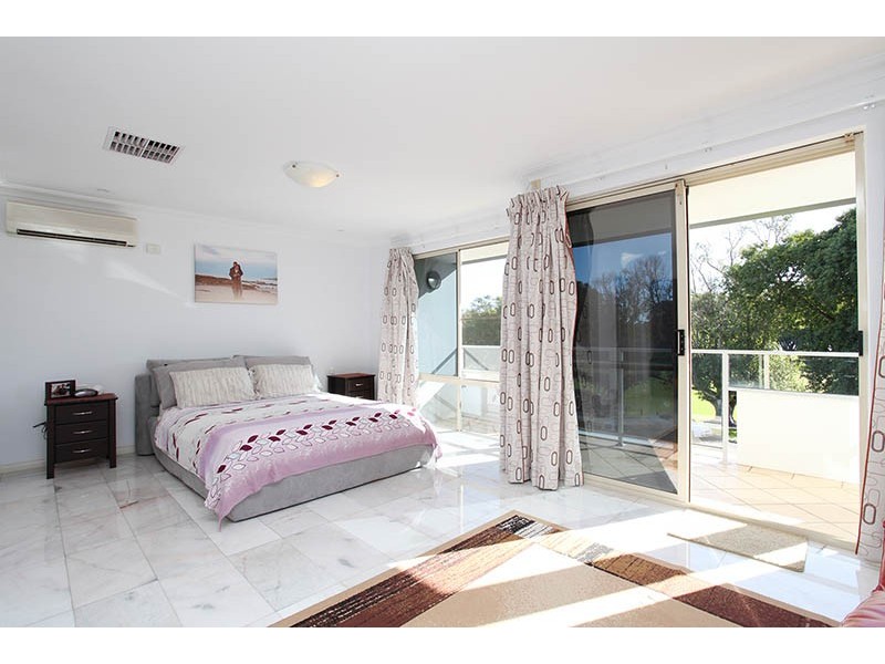 24B Garland Street, Victoria Park WA 6100