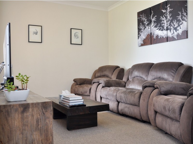 2/18 Burlington Street, St James WA 6102