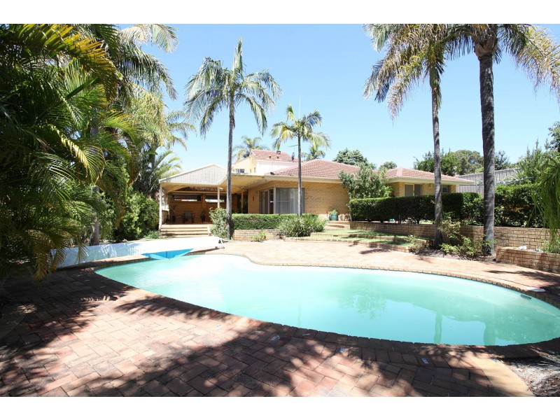 17 Rentney Way, Willetton WA 6155