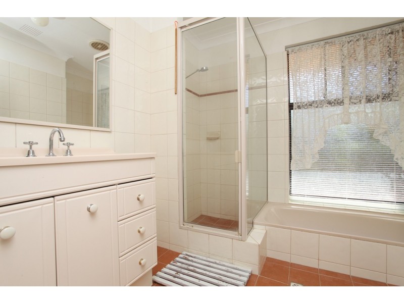 4 Colahan Way, Ferndale WA 6148