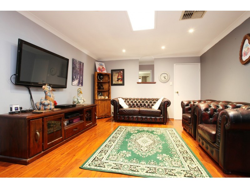 4 Colahan Way, Ferndale WA 6148