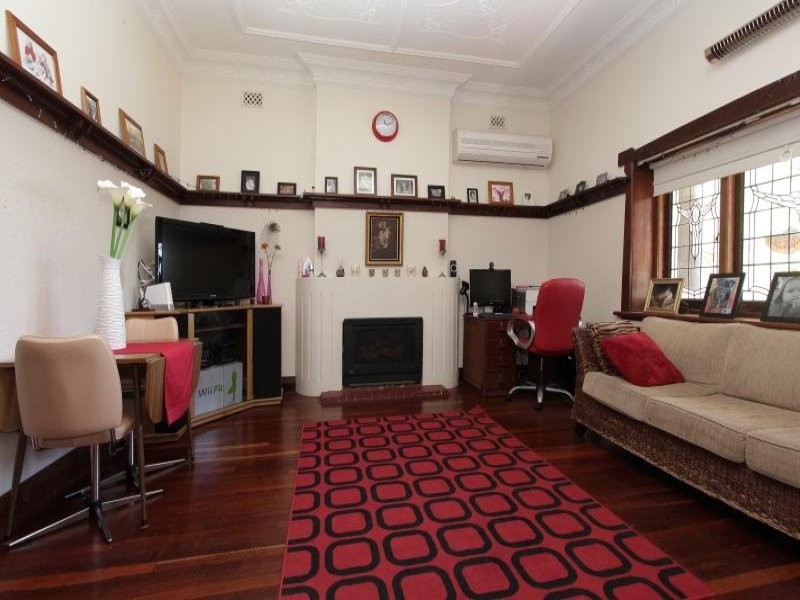 7 Courthope Street, Kensington WA 6151