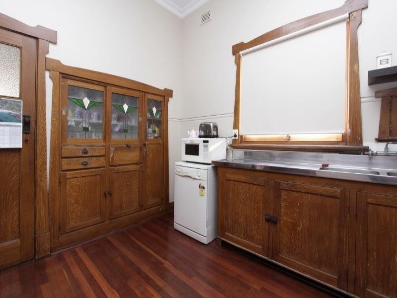 7 Courthope Street, Kensington WA 6151