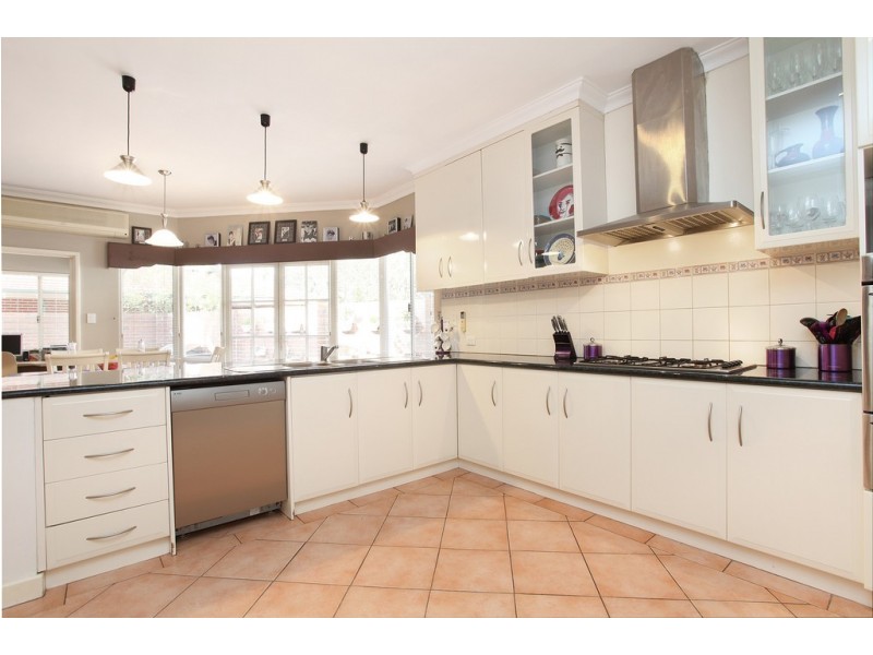 24 Saleham Street, Lathlain WA 6100