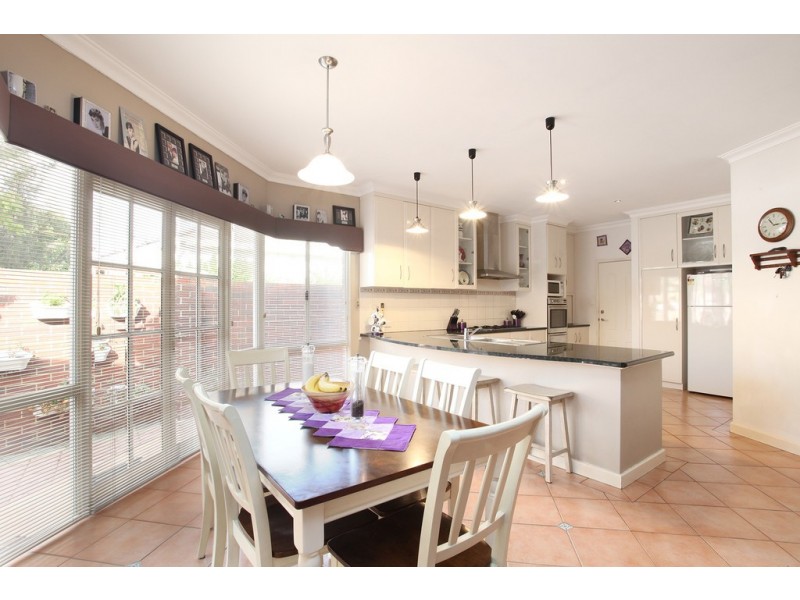 24 Saleham Street, Lathlain WA 6100